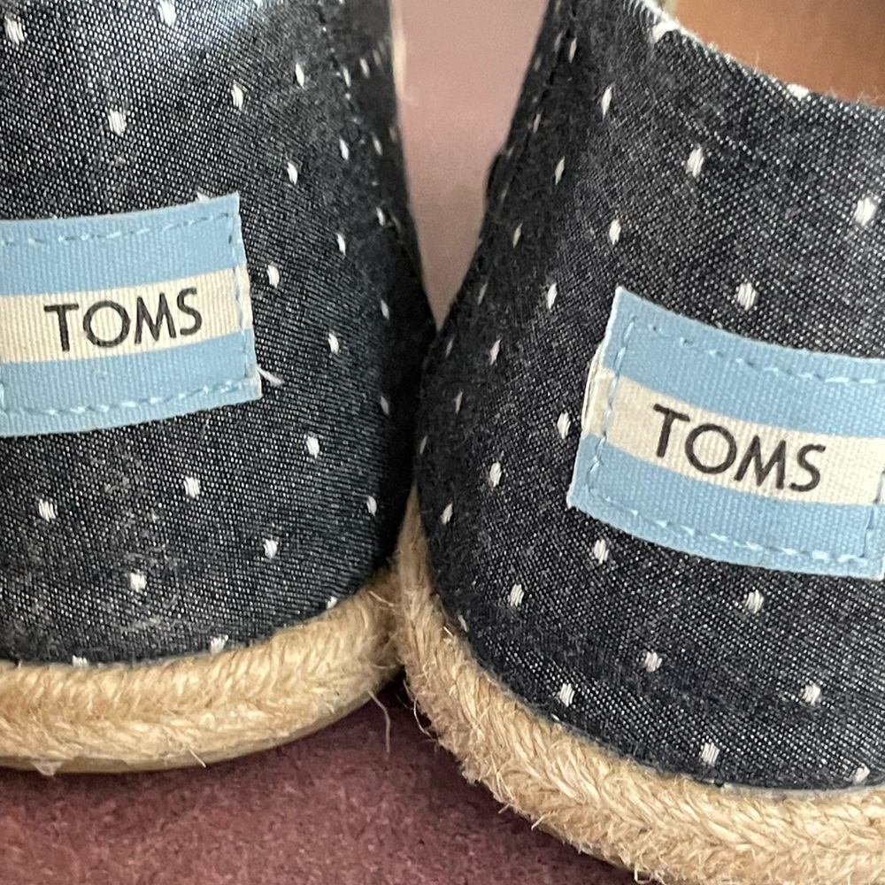 Toms Blue and White Denim look with white polka dots. Like new. Size 12 - Picture 2 of 8